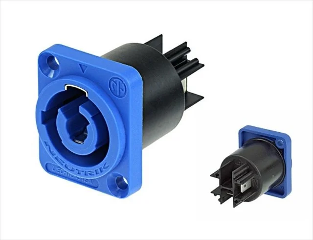 EMBASE FEMELLE ARRIVEE SECTEUR BLEUE POWERCON Saldi Straordinari Offerte Speciali Disponibili Adesso
