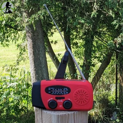 RADIO DYNAMO | EcoWave™ - Des Équipements Pensés pour Profiter de Chaque Instant Dehors RADIO DYNAMO PPMS
