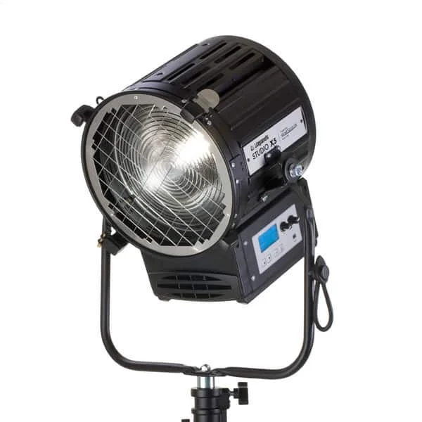 Litepanels Studio X5 Daylight 200W Projecteur LED Standard Yoke Saldi Straordinari Offerte Speciali Disponibili Adesso
