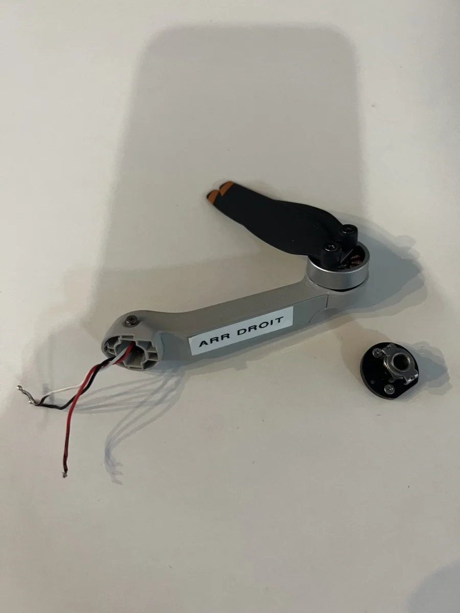 Bras arrière droit pour DJI Mini 2 et Mini 2 SE (Axe + Bras / rotor + Hélices) - ​Drones Professionnels & Grand Public | Boutique Française​ ROTOR ARM FOR 25D TYPE PERFORMANCE TYPE - Mini Spares