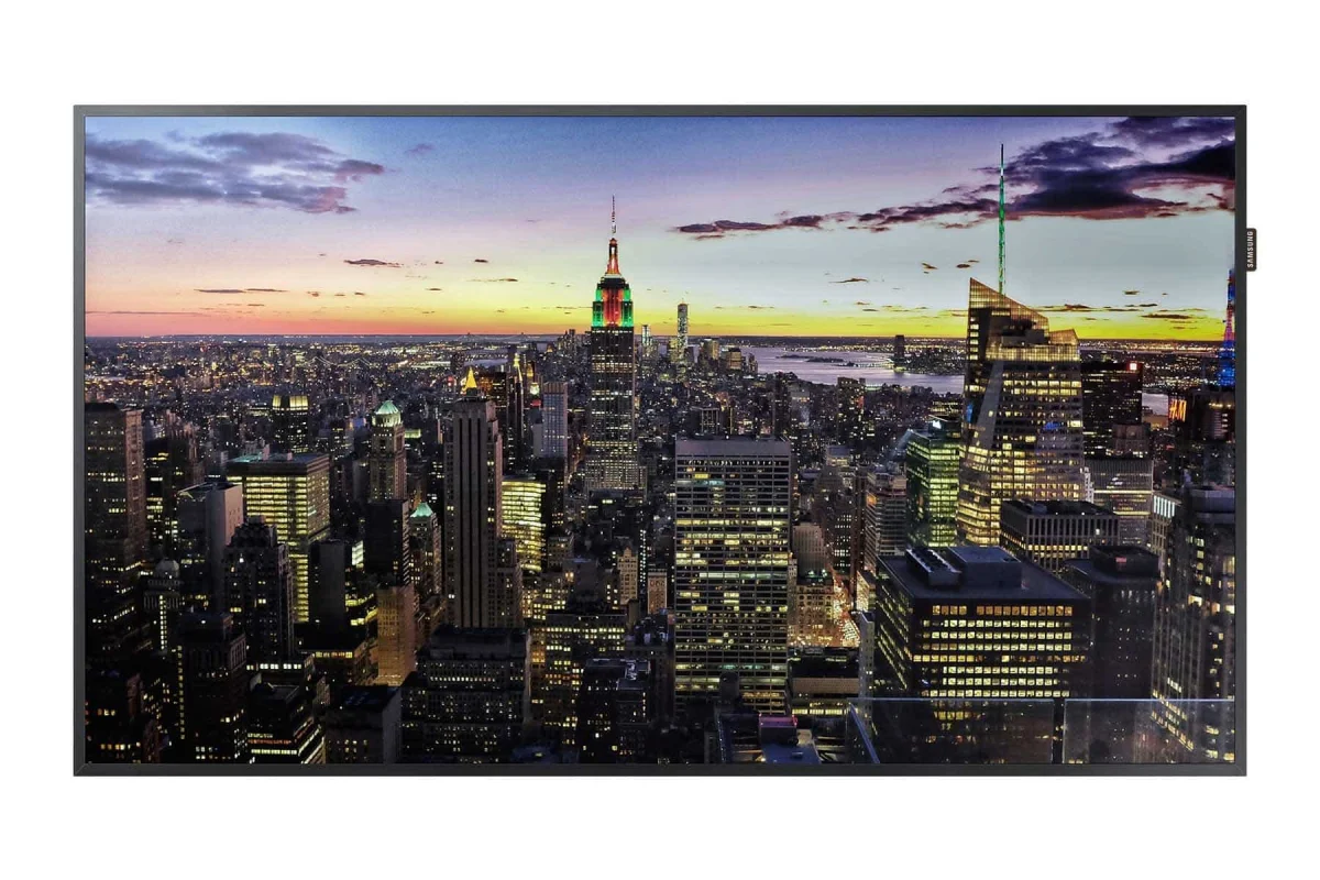Moniteur LCD/LED Samsung QM65F 65″ 4K - Éclairage de qualité avec frais de indispensable port offerts