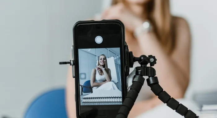 Filmer smartphone Vins Rouges Harmonieux Occasion